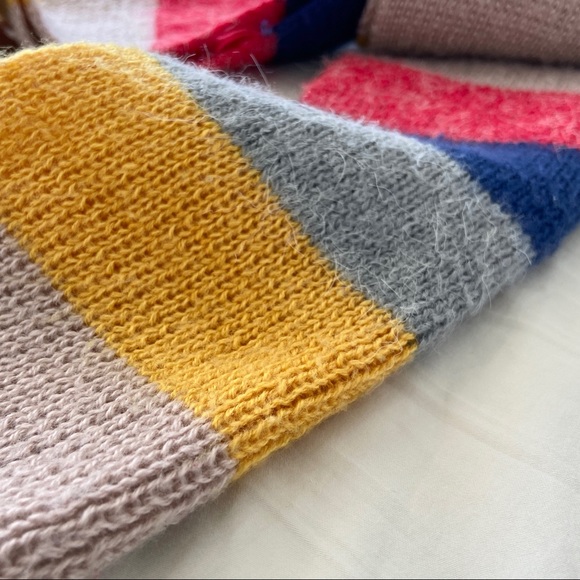 Handmade Woven Color Block Scarf - Picture 2 of 5